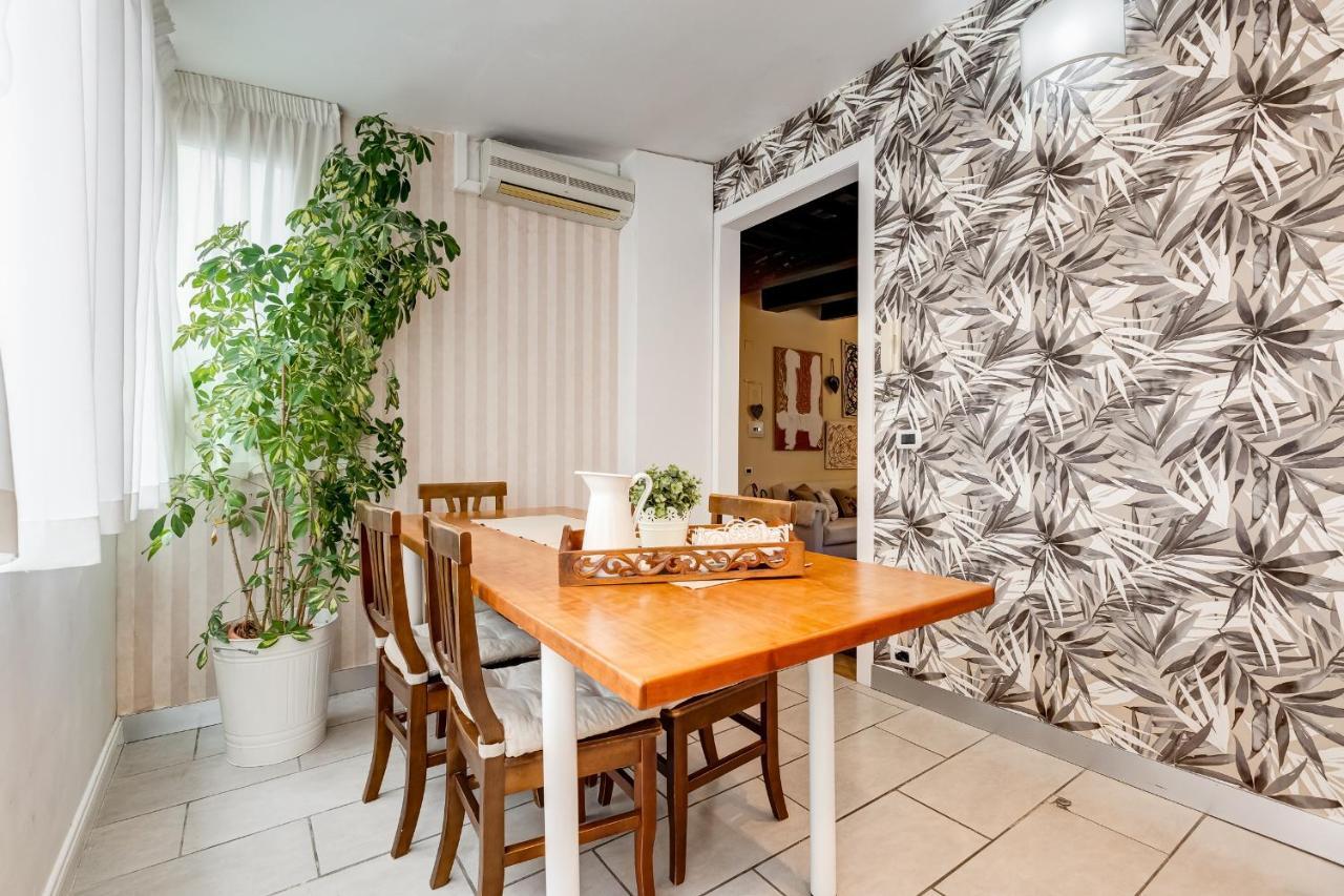 Piazza Di Spagna Fantastic Apartment Рим Екстер'єр фото