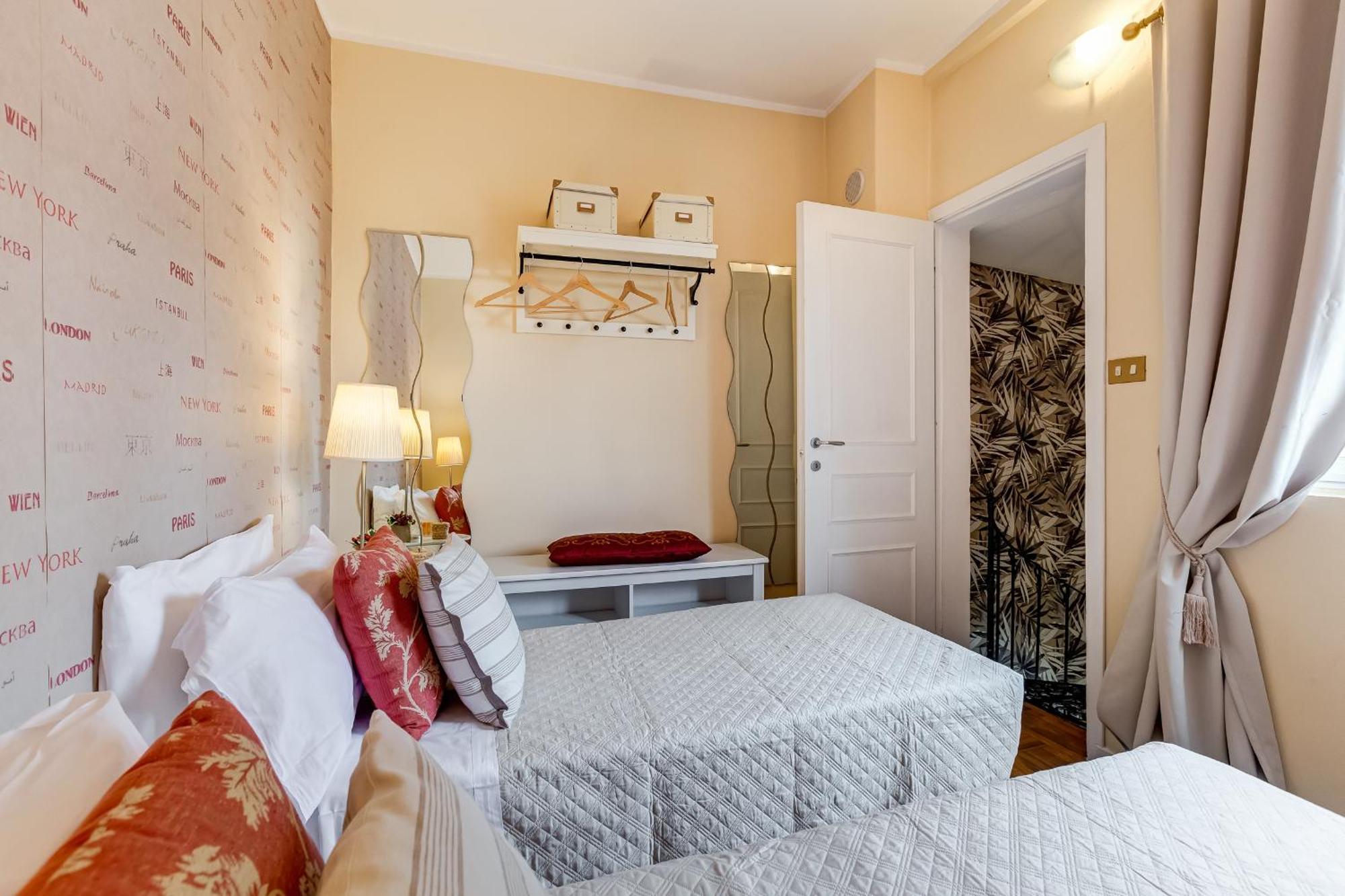 Piazza Di Spagna Fantastic Apartment Рим Екстер'єр фото