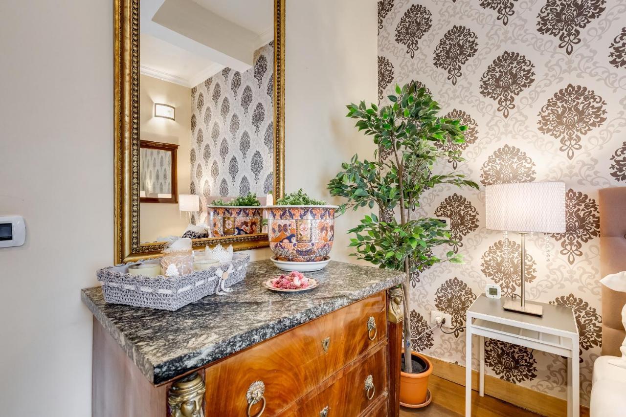 Piazza Di Spagna Fantastic Apartment Рим Екстер'єр фото